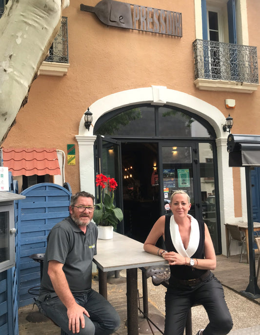 Au Pressoir, à Saint-Saturnin-de-Lucian,  les grillades ont de tendres Pensées…